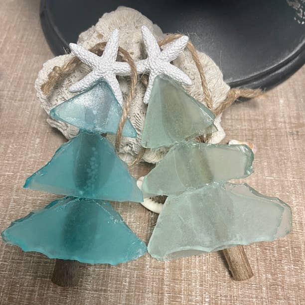 A SEAGLASS CREATION/SALTY SIGNS DESIGNS - Wholesale Ornament - Mini Tree Seaglass Christmas Ornament 1