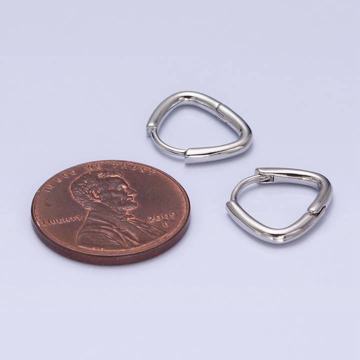 Aim Eternal - Wholesale Huggie Earrings - Gold Filled 11.5mm Triangle Cartilage Huggie Earrings5