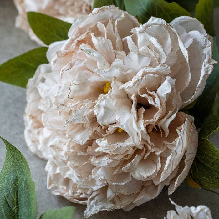 Abigail Ahern – wholesale Artificial flowers – Peony Evening Dew Artificial Flower Stem 2