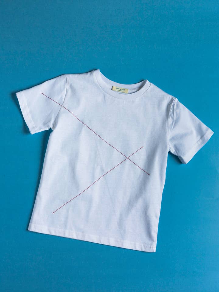 Lignes cousues Fee, Rouge et Marine pour la vente par littl by lilit