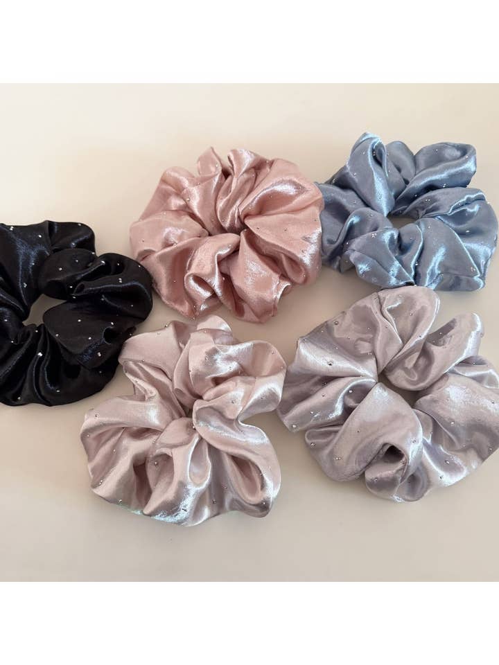 Gifty - Elegant Satin Crinkle Scrunchie for wholesale by WEST AUSSIE SUPPLIES
