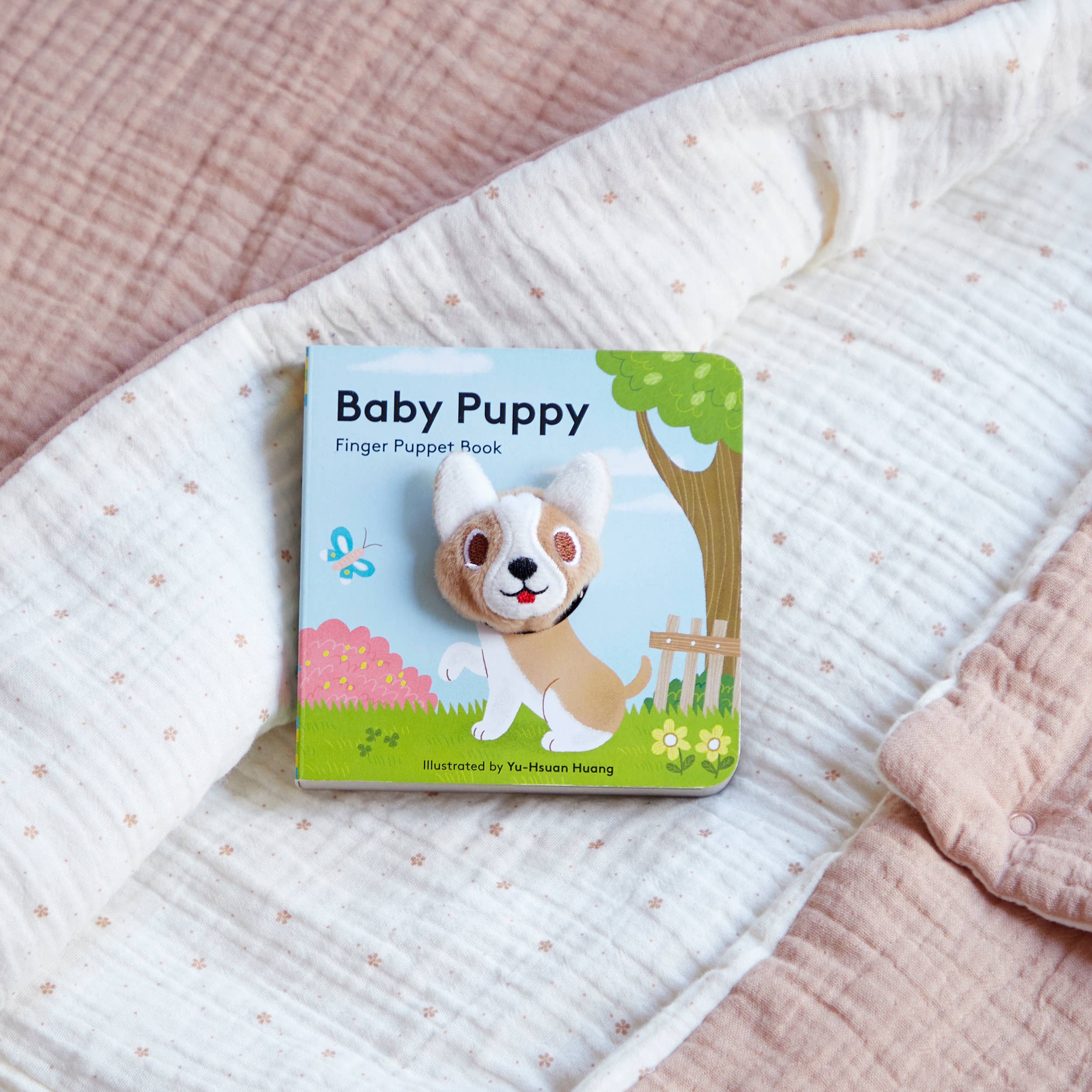 Chronicle Books - Wholesale Baby & Toddler Book (0-2) - Baby Puppy: Finger Puppet Book6