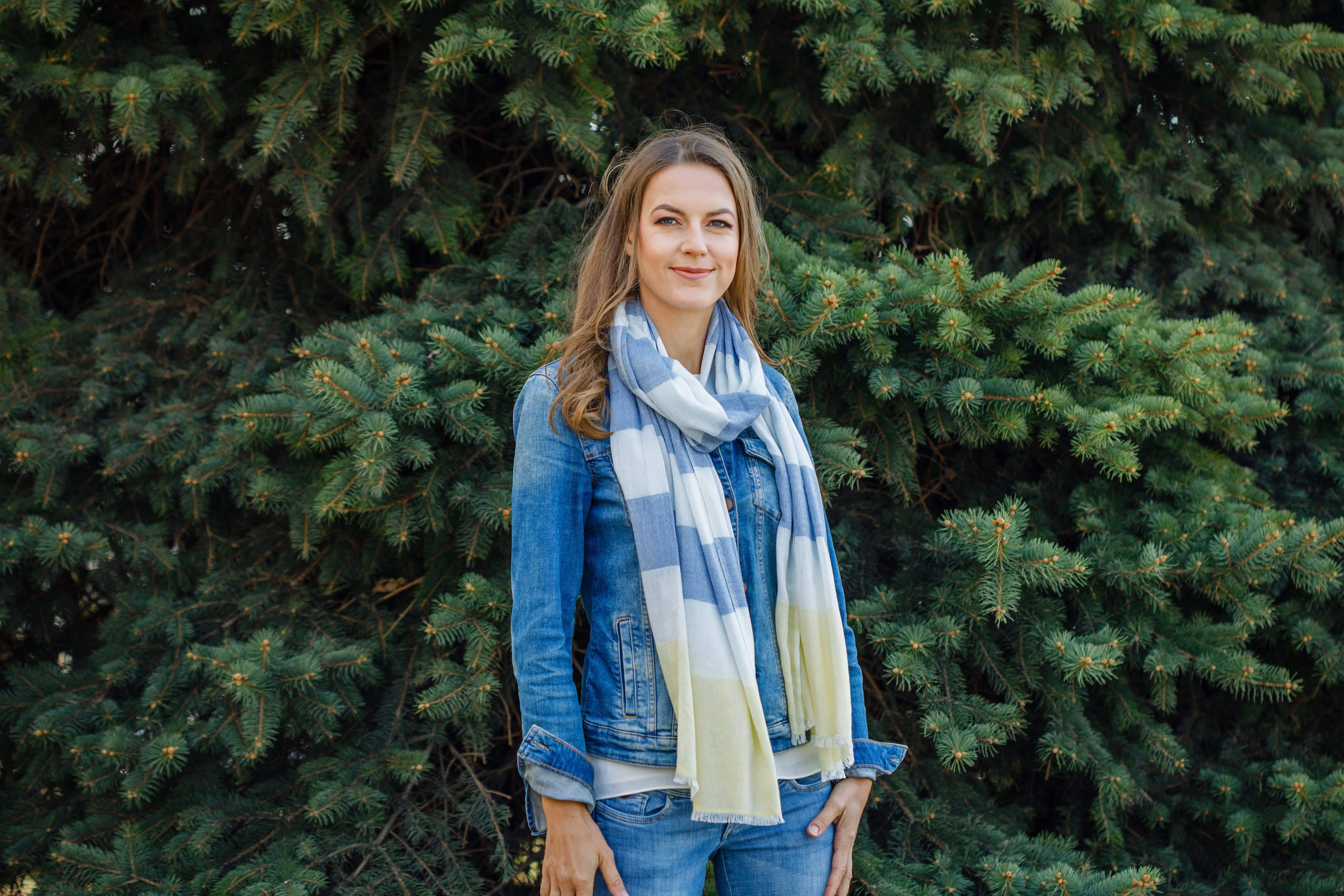 Blauwe witte gele strepen Selang Sjaal voor groothandel op Faire1