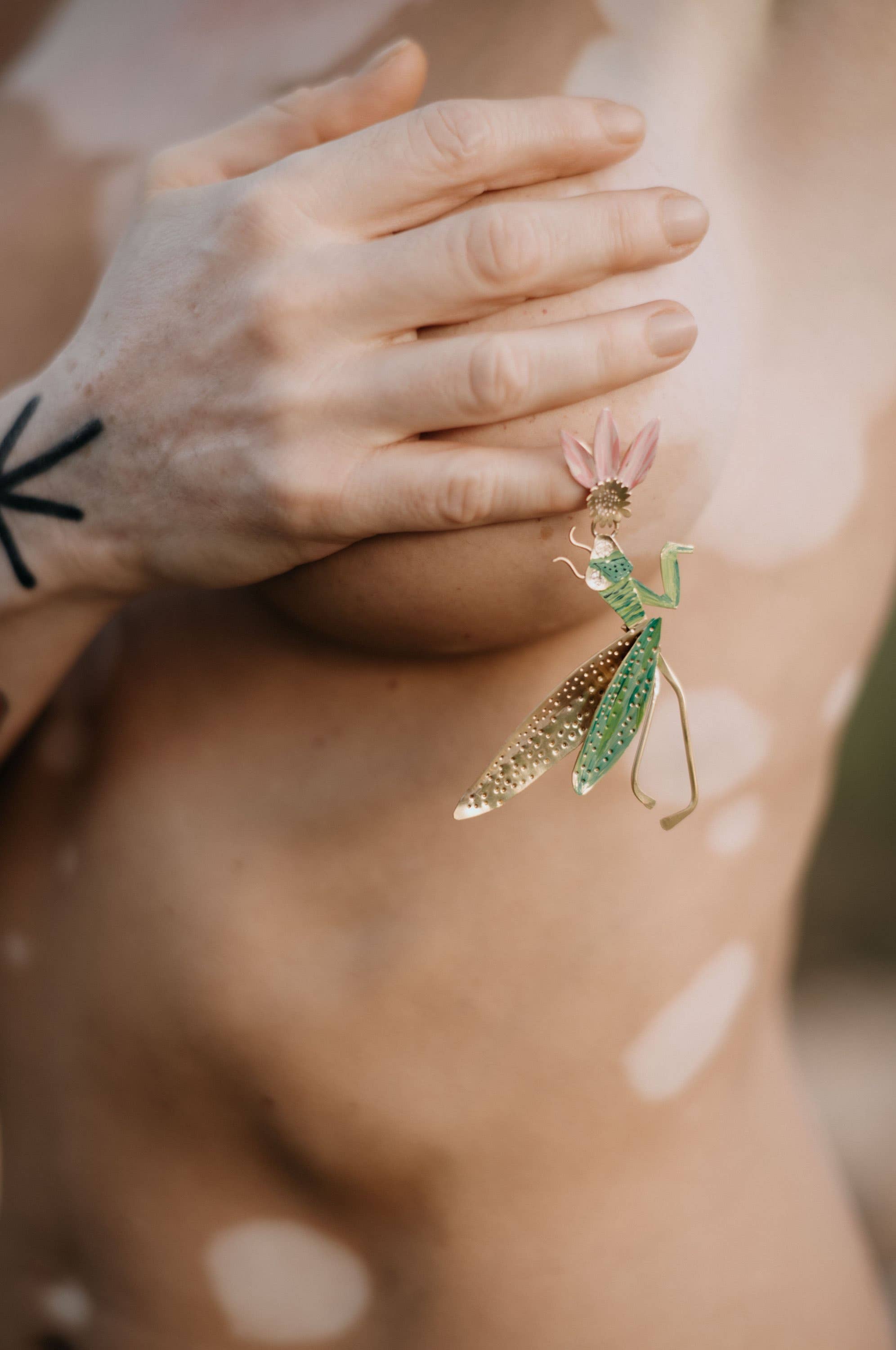 Maria rosua - Wholesale Dangle Earrings - Mantis and Flowers3