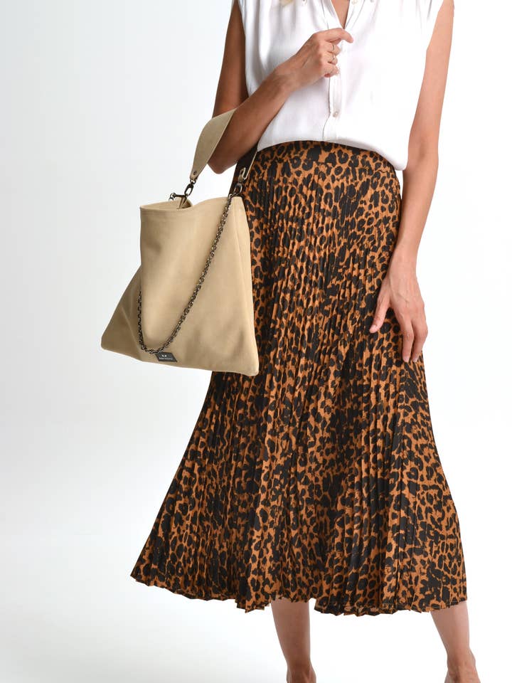 Erato zachte leren tas in beige voor wholesale door ANA KOUTSI