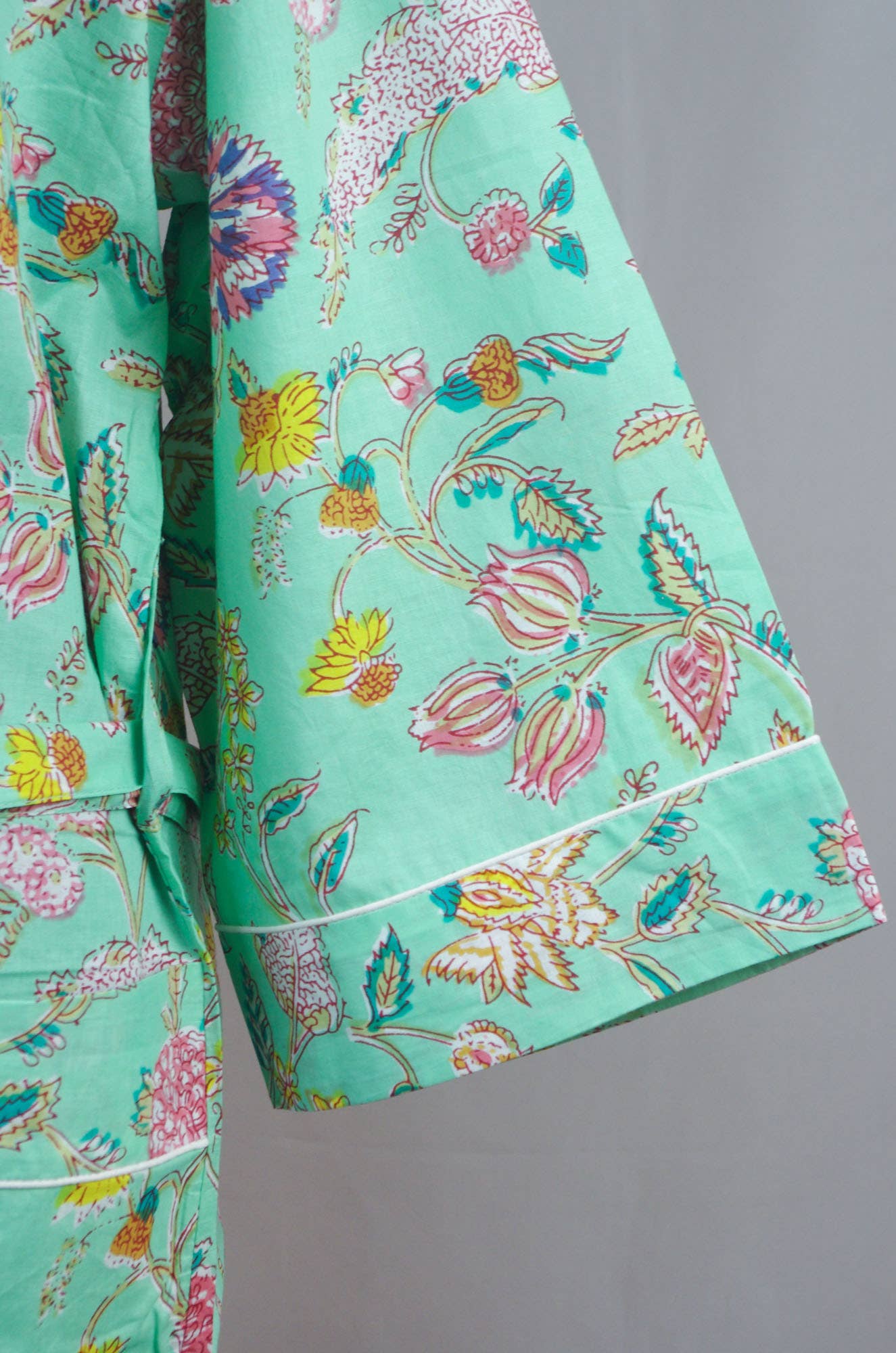 Kantha Decor - Vente Kimono – femme - Peignoir kimono en coton - Mint Wild Flowers2