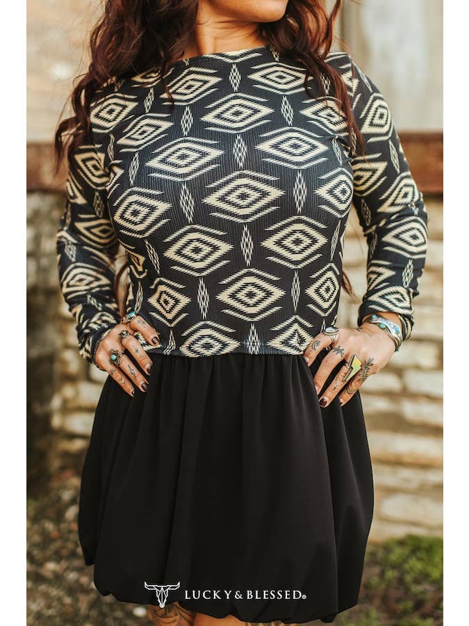 LUCKY & BLESSED – wholesale Klänning - Dam – Svart guld aztekisk ribbad topp & bubbelkjol klänning