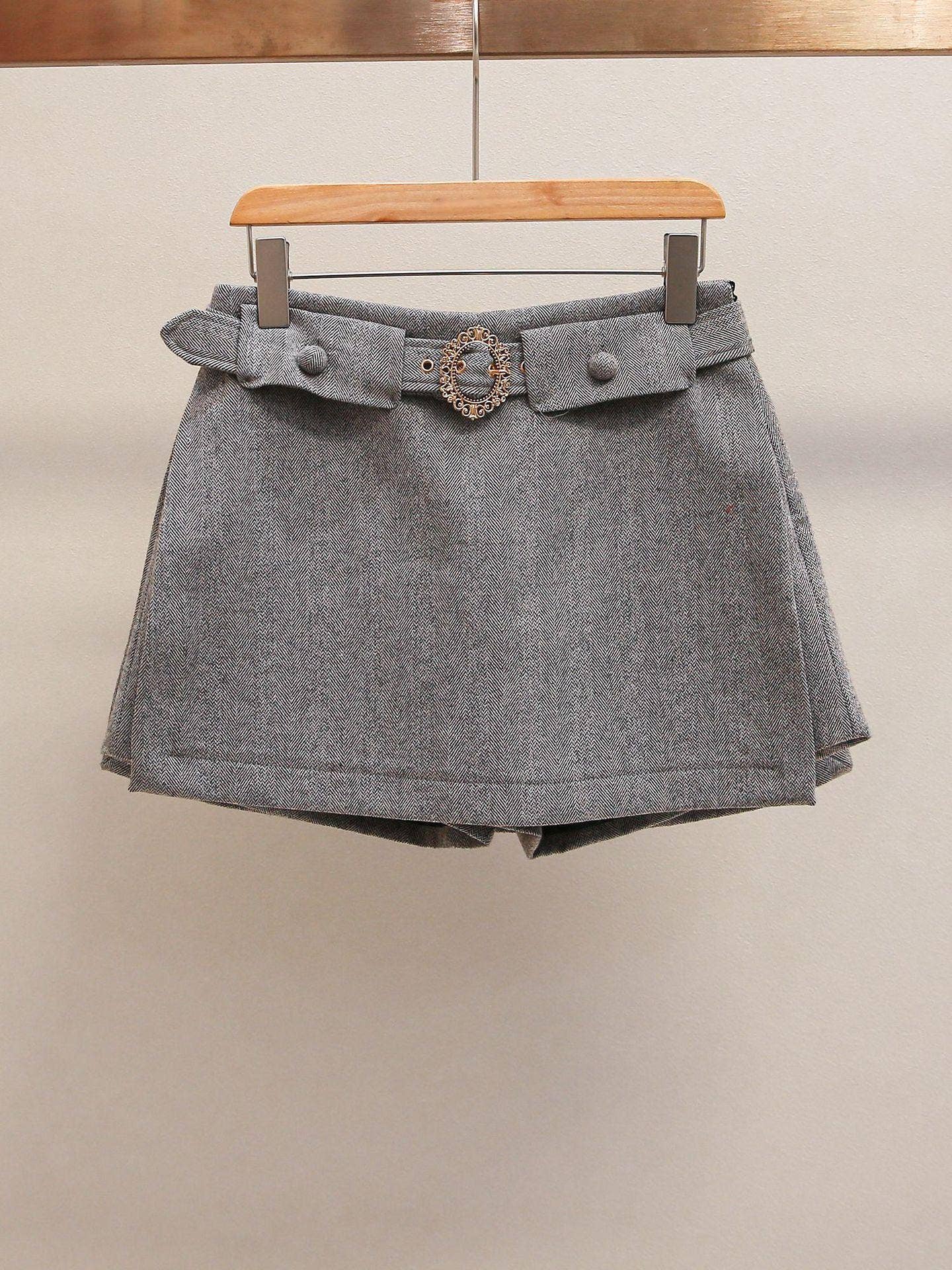 Productseeker – Großhandel Jacke – Damen – SET221Y Elegantes Wollkostüm mit Perlenbesatz, bestehend aus Jacke und Rock3