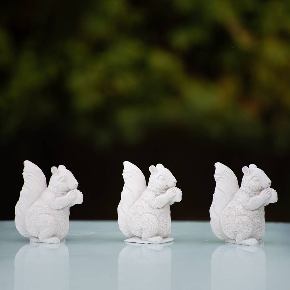 Bella Home Garden Decor - Wholesale Decorative Figurine - Squirrel Concrete Figurine2