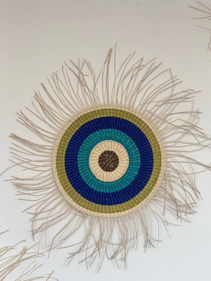 arte mural azul tejido a mano de Honduras para venta al por mayor de erin murphy pottery