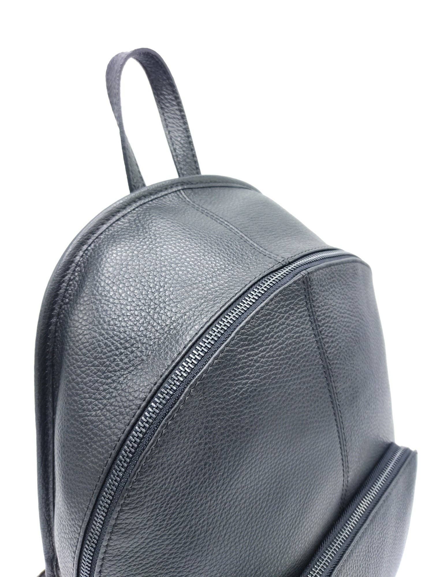 black leather backpack Art. 112293 for wholesale on Faire5