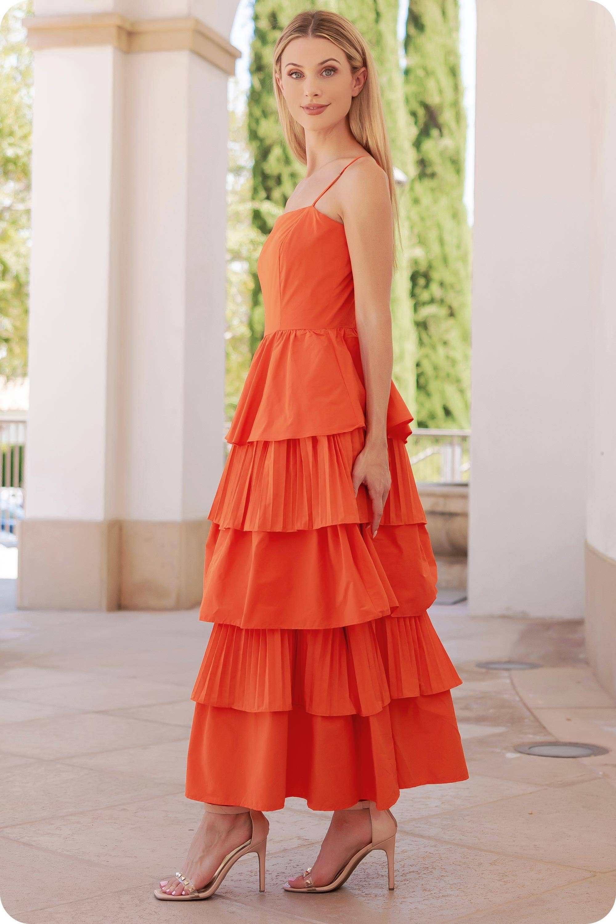 Strut & Bolt - Vendita all'ingrosso Vestito - Donna - Maxi abito in popeline a strati con pieghe miste11