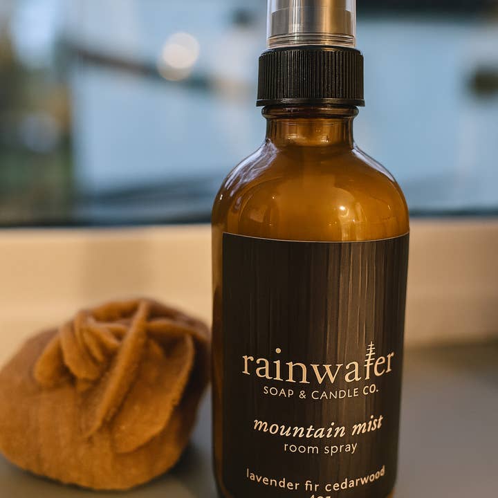 Mountain Mist Room Spray 4oz for wholesale by Rainwater Soap and Candle Co