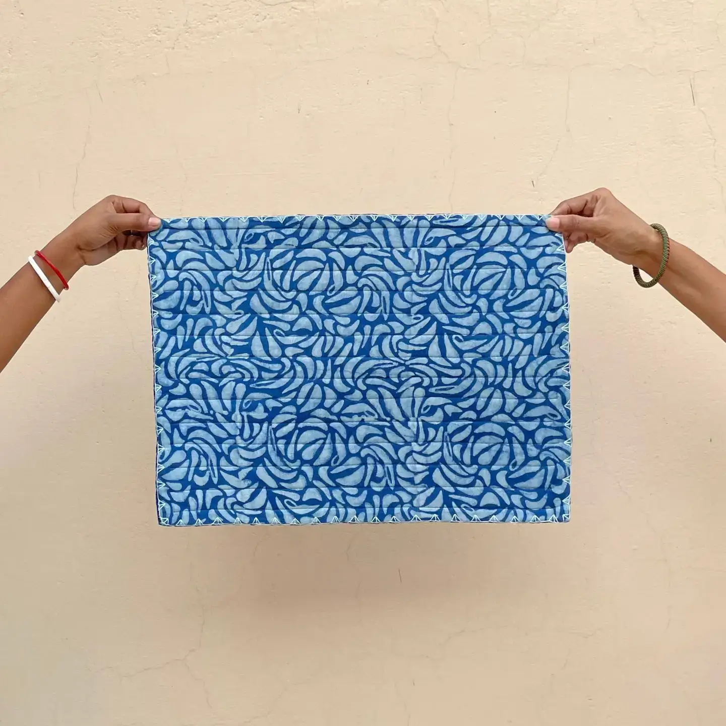 Ethical Global - Vente Sets de table - Sets de Nappes Matelassées Fait Main Commerce Équitable (Lot de 2)5