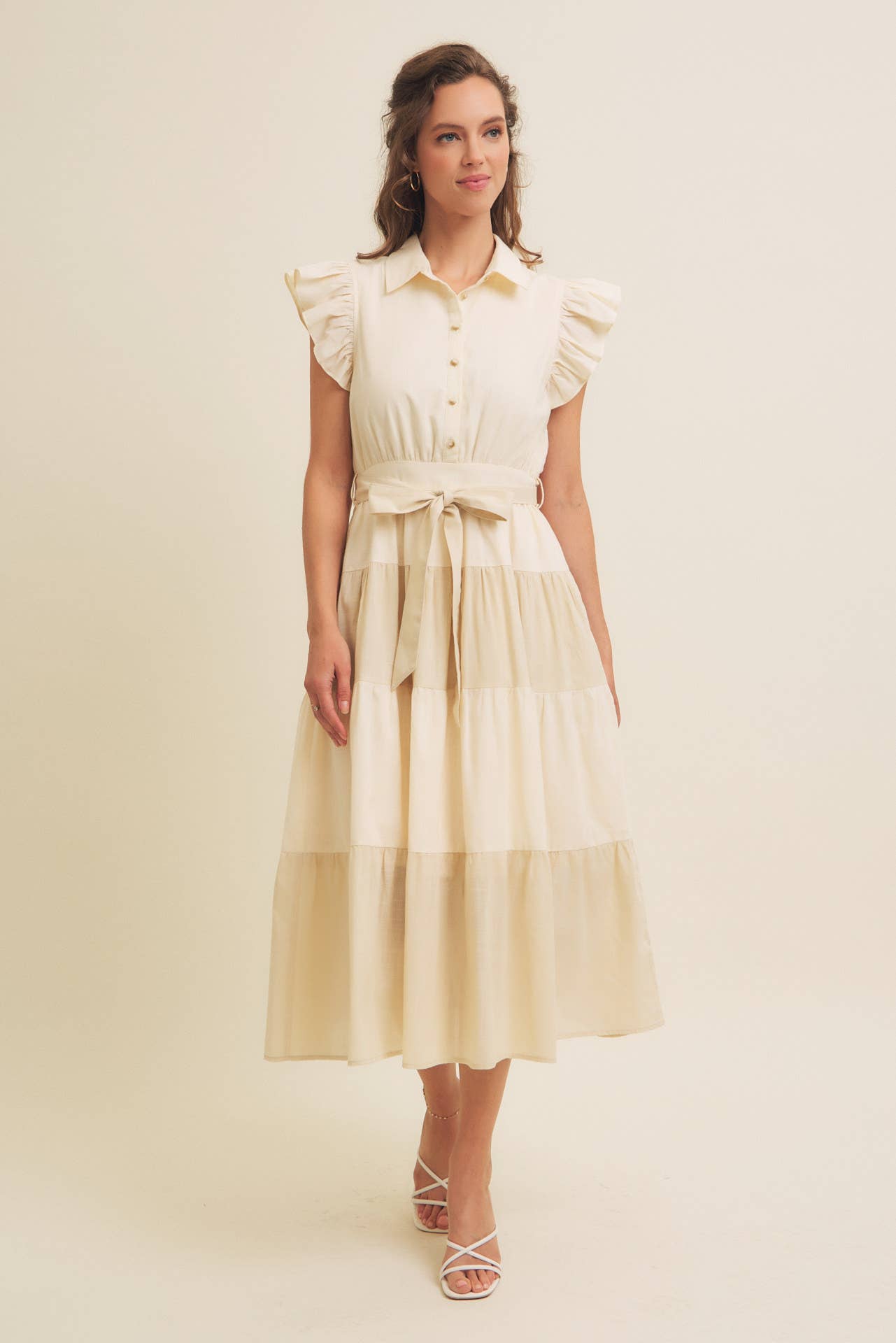 in february - Vente Robe – femme - ROBE MIDI EN COTON À BLOCS DE COULEUR AVEC VOLANTS ET CEINTURE À LA TAILLE1