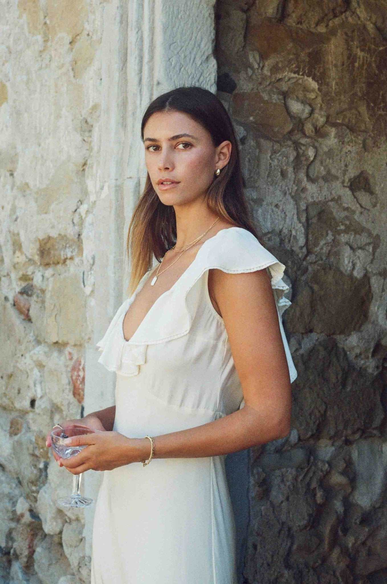 merritt charles - Wholesale Jurk - Dames - Florence-jurk - Ivoorwitte zijden jurk met kanten halslijnafwerking3