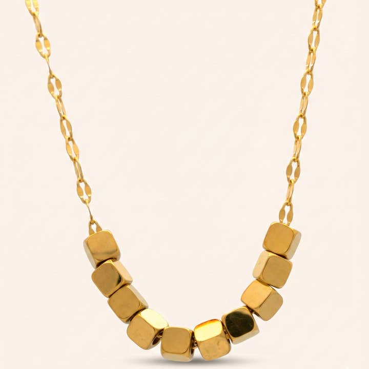 Tiofaldigt pärlhalsband för wholesale av PRESSIE