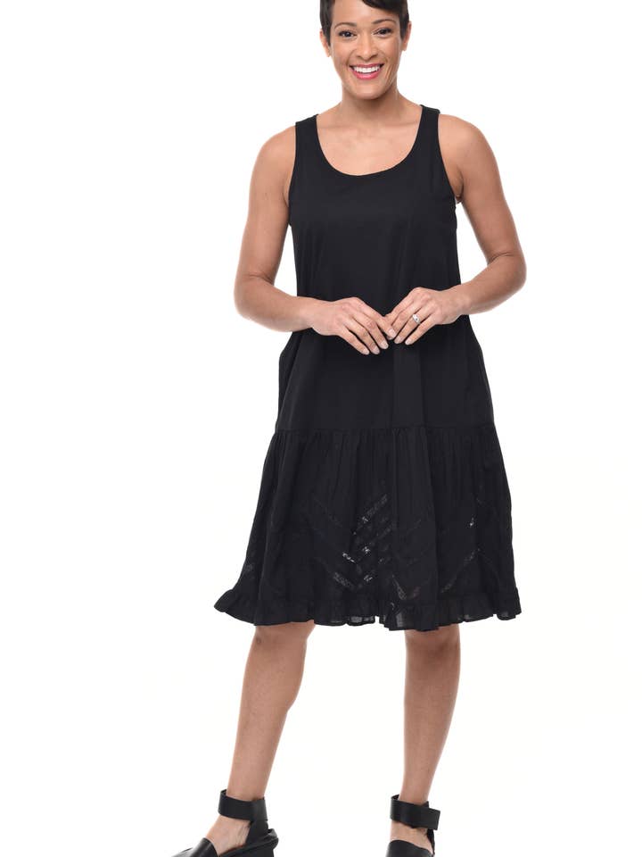 CV1081 Margot Jurk in Zwart* voor wholesale door Tulip Clothing