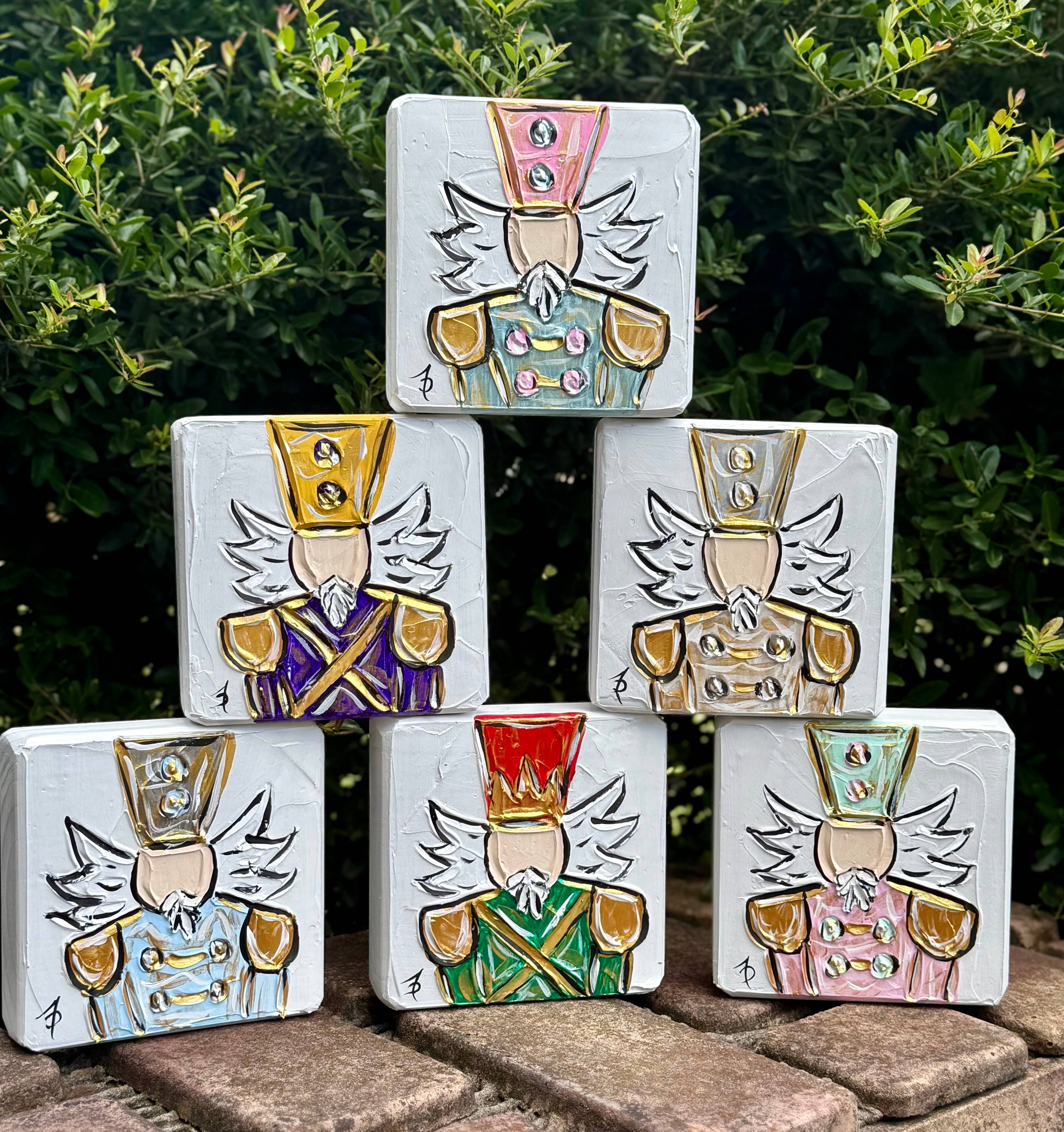 Framesaplenty - Wholesale Christmas Decoration - Textured Nutcracker Christmas tabletop decoration 7