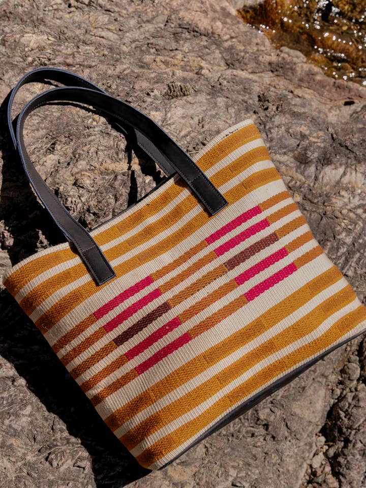 Woven Zip Tote - Beachfront for wholesale by Awamaki