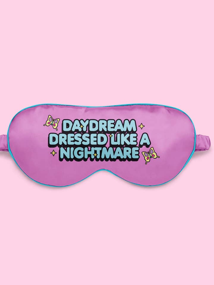 Daydream Dressed Like Nightmare slaapmasker voor wholesale door Studio Soph (We Pay Your Import Fees - We Ship DDP)