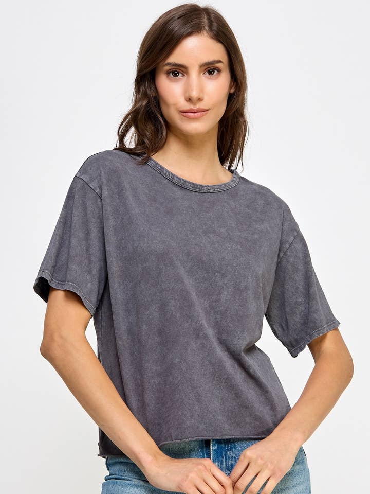 Honestee - Wholesale T-Shirt (Graphic) - Women's - Blank Mineral Washed Long Cropped T-Shirt