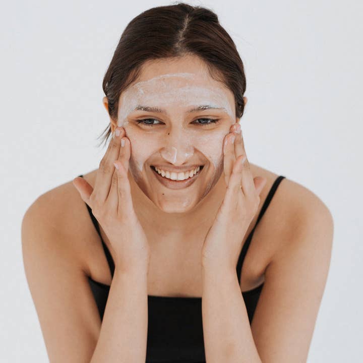 Greenbriar Market - Wholesale Facial Exfoliant/Scrub - Facial Scrub | Invigorate + Reset | Bulk 1 L3