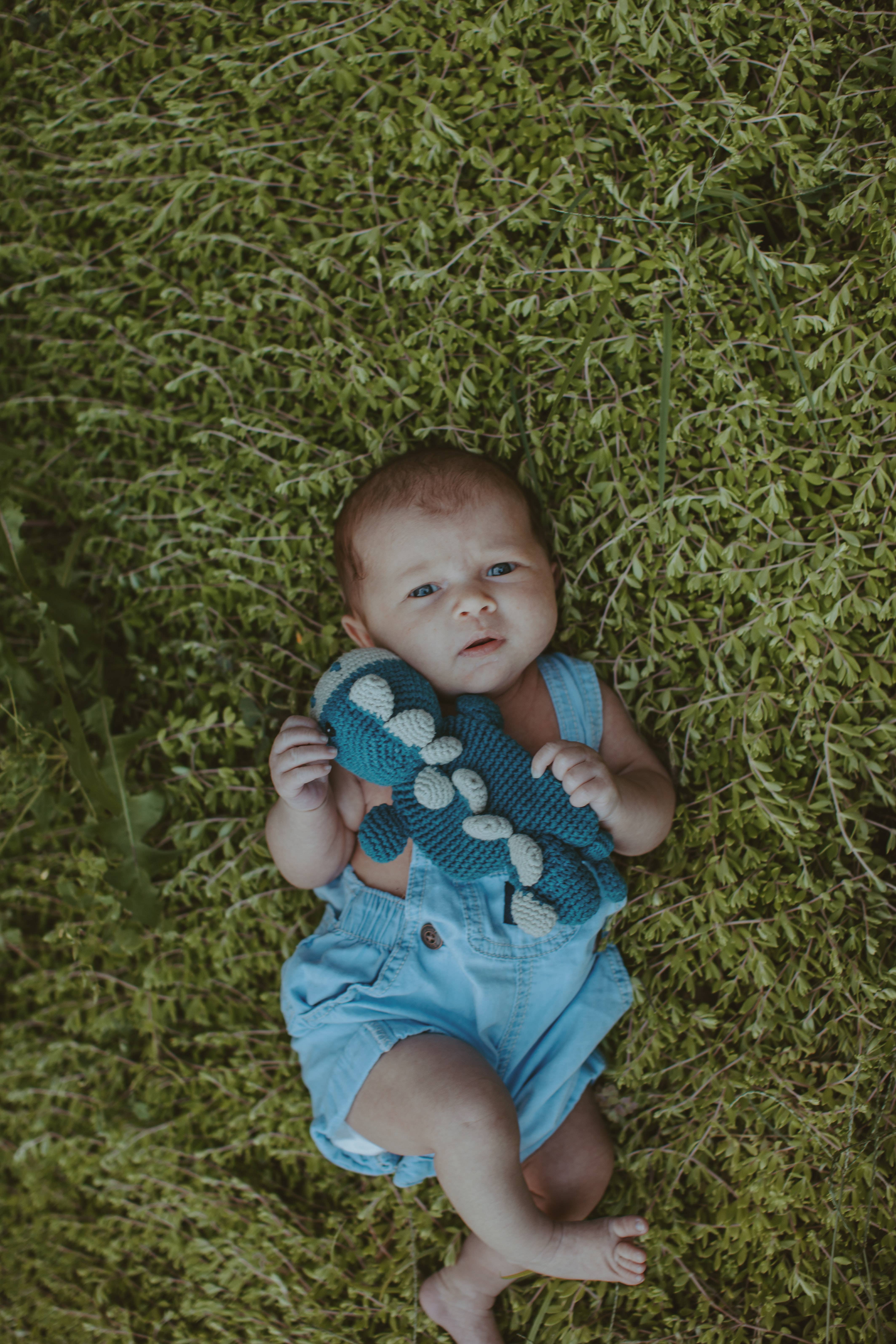 Pebblechild - Venta al por mayor Peluche - Niños y bebés - Manta de apego dinosaurio de ganchillo para bebé azul petróleo2