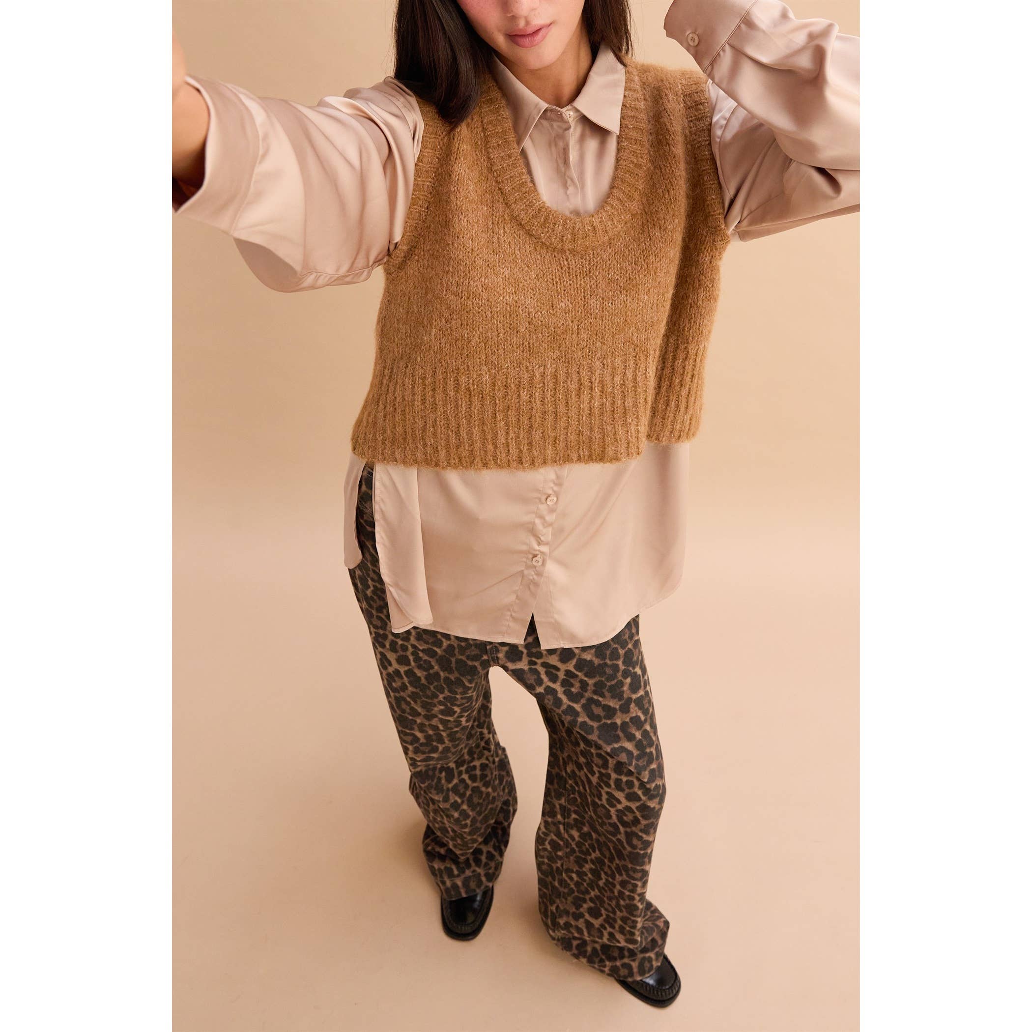 HYFVE - Venta al por mayor Blusa - Mujer - Camisa de satén de manga larga y corte holgado6