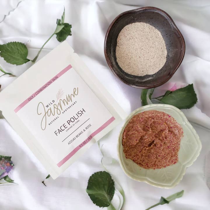 Wild Jasmine Natural Apothecary - Vente Exfoliants/Gommages visage - Vernis visage 0,5 oz - Adzuki Beans & Rose