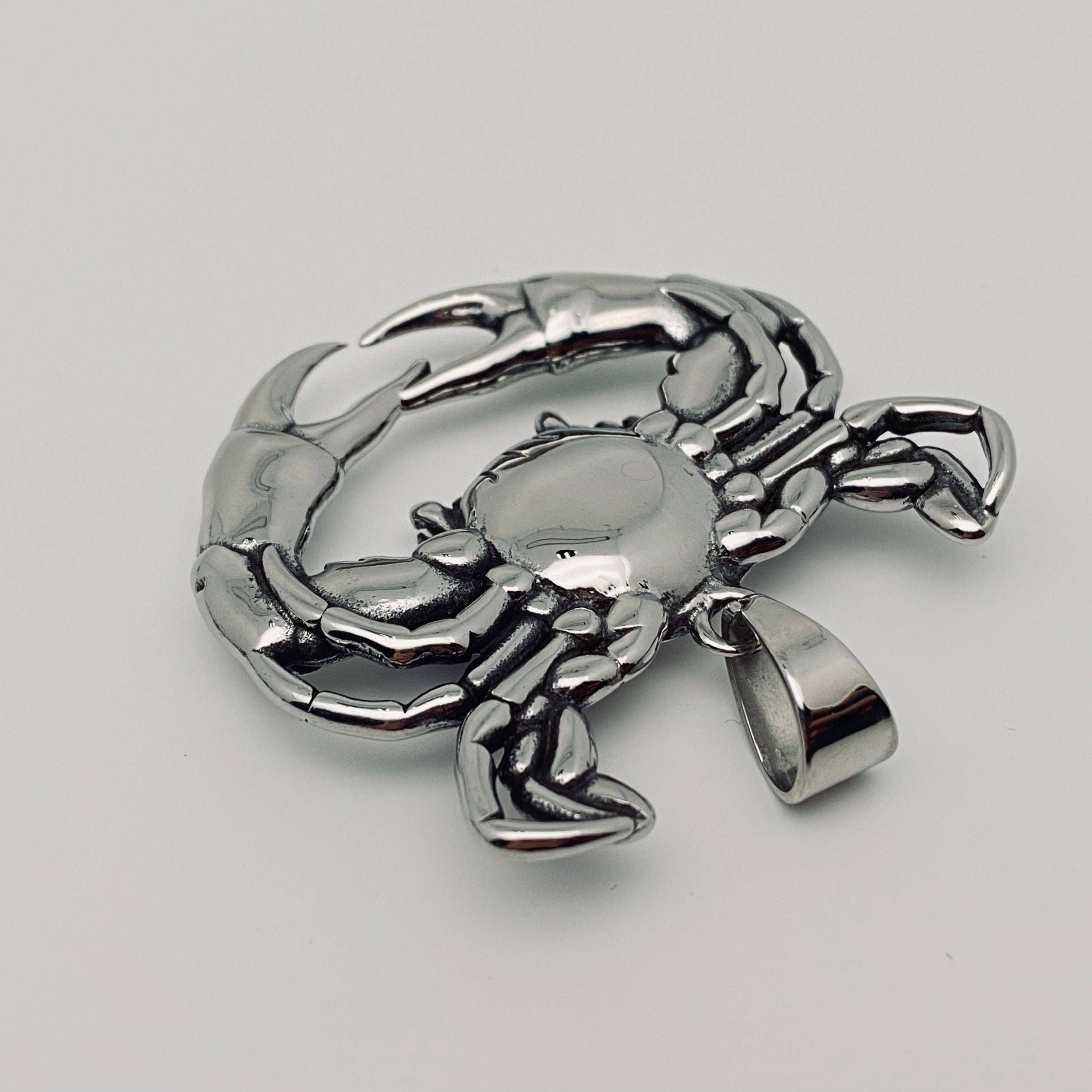 Enkel hängsmycke Rostfritt stål krabba hängande smycken | Gift för wholesale på Faire1