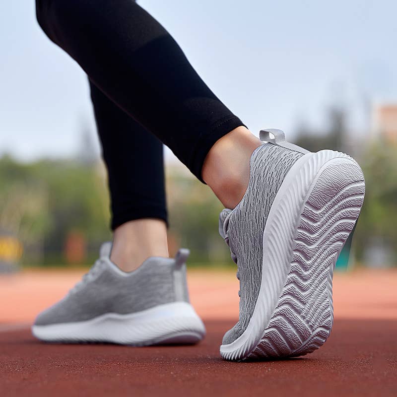 Calseosvic - Vendita all'ingrosso Sneakers di tendenza - Donna - 35-41 scarpe da ginnastica leggere di marca OEM per le donne1