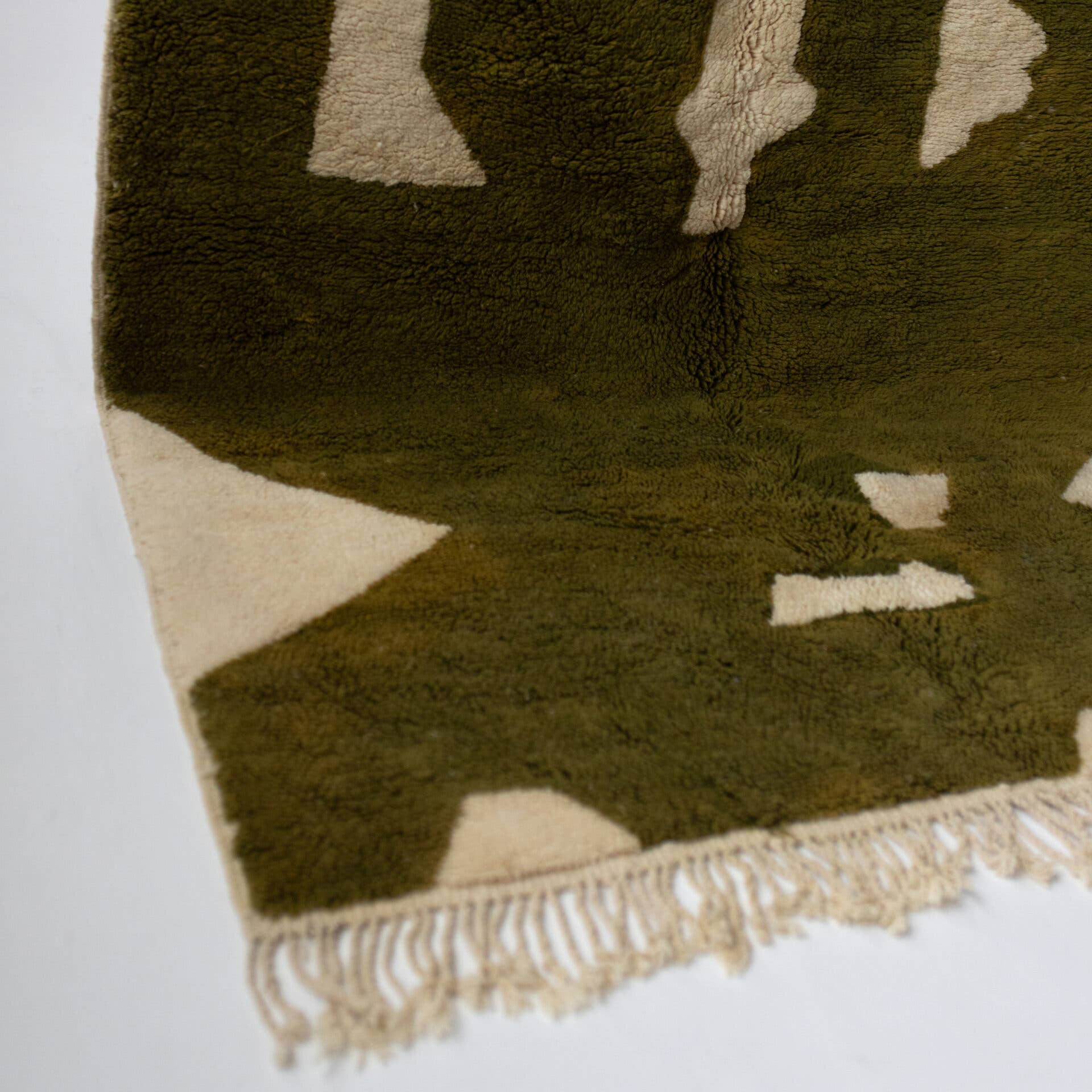 BerberNest - Wholesale Area Rug - Premium Handwoven Olive Green Beni Mrirt Moroccan Area Rug4