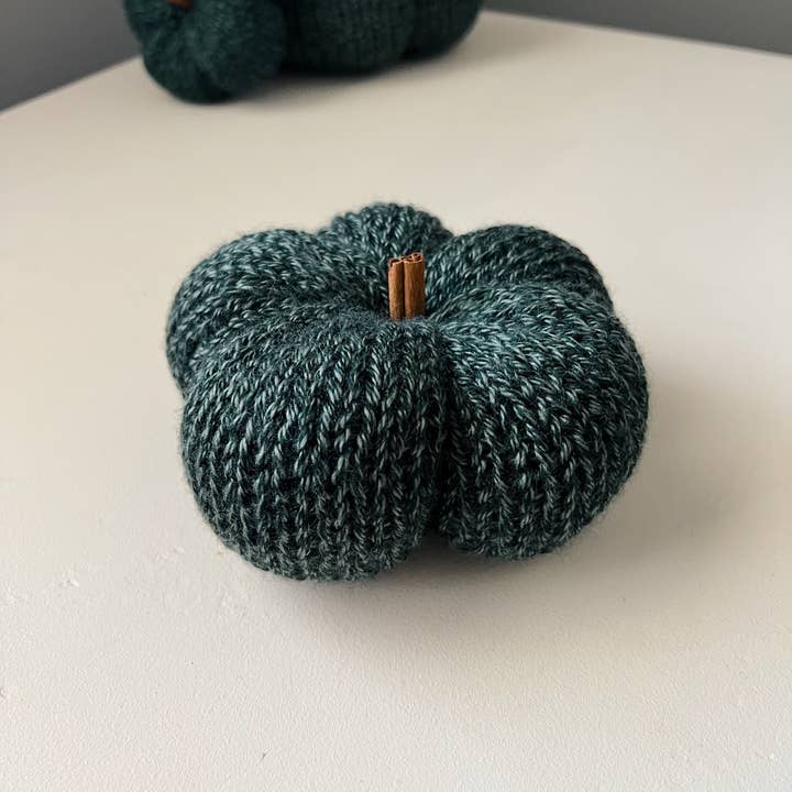 Another Row - Wholesale Decorative Tabletop Object - Knitted Pumpkin - Dark Green1