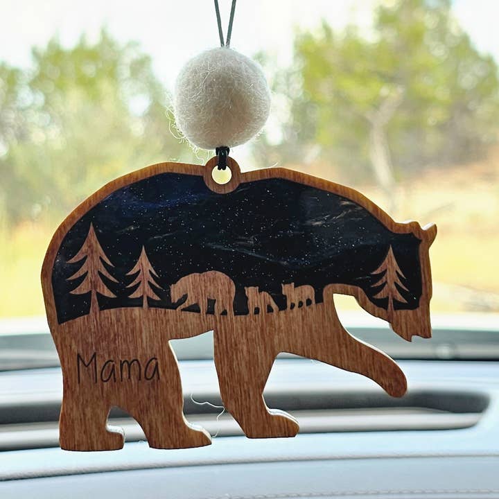 Mama Bear autobedelornament zonnevanger geurend frisje voor wholesale door adventure dad gifts
