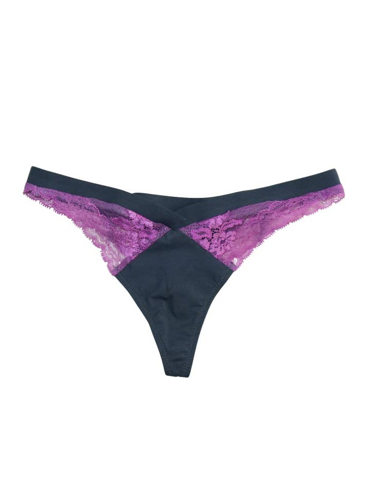 STRING BLEU MARINE PURPLEWINE pour la vente par MERRI Intimates