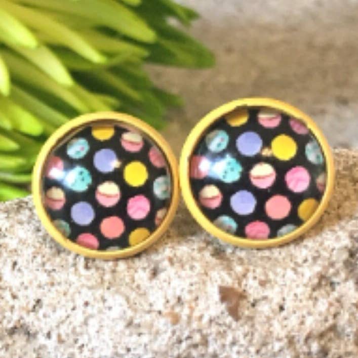 Orecchini da dessert, orecchini da 12 mm, orecchini con amaretti per la vendita all'ingrosso da parte di Polka Dot Drawer