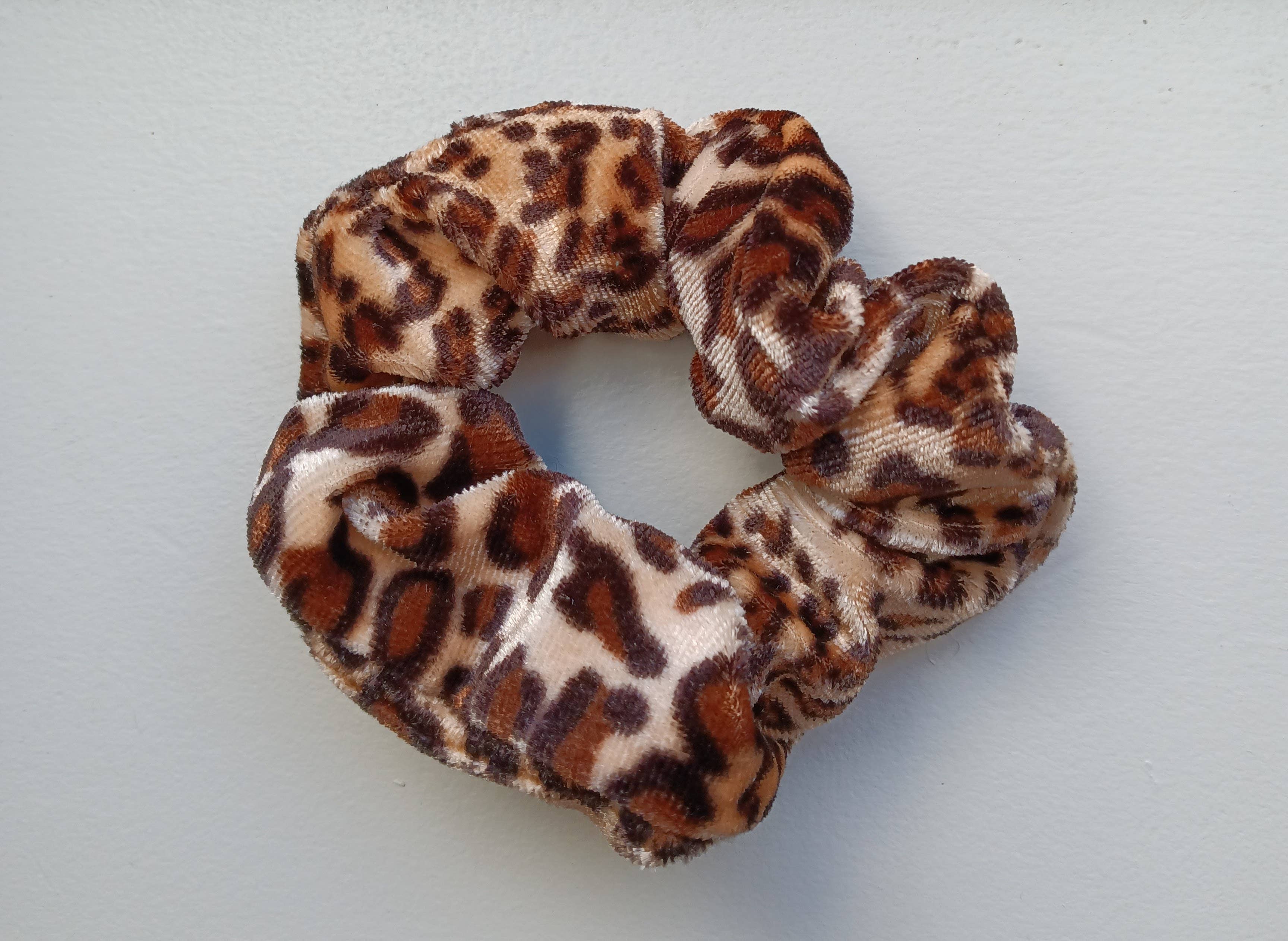 BRITTs. BOWs – wholesale Scrunchie - Women’s – Women's Hair Scrunchies3