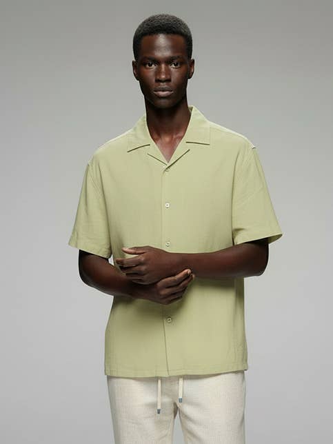 HB-8-77 (Chemise en lin mélangé pour homme (Olive)) pour la vente par Hawk's Bay