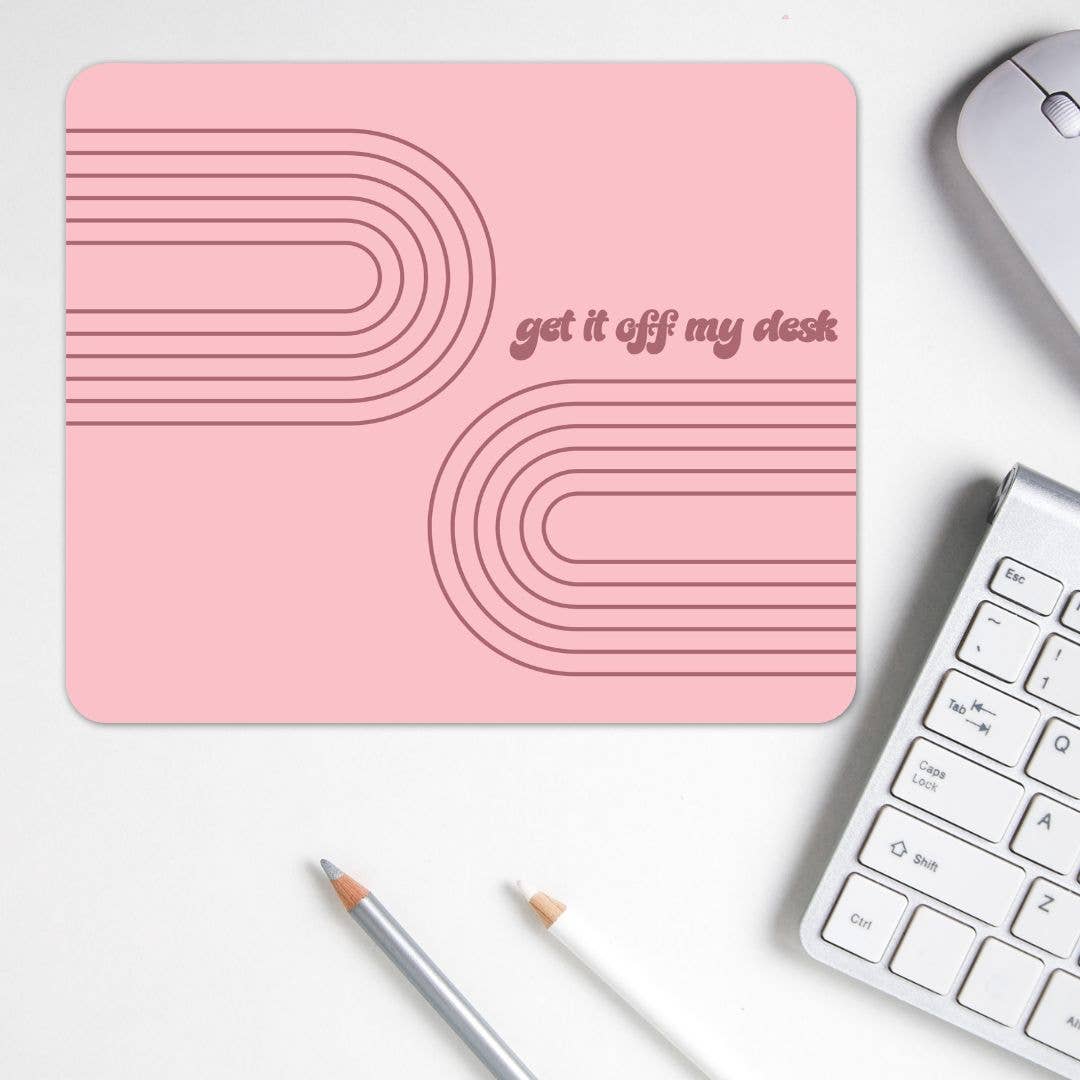 The Game Day Family – Großhandel Mauspad – Mousepad Get It Off My Desk | Lustiges Mousepad als Bürogeschenk0