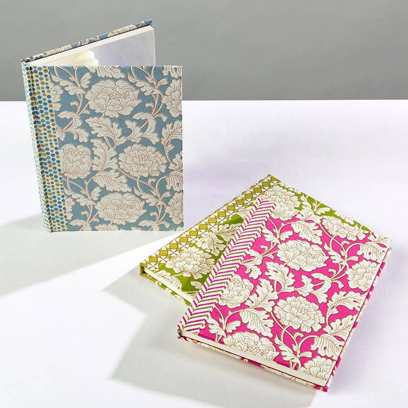 Trellis Print Mini Gift Bags