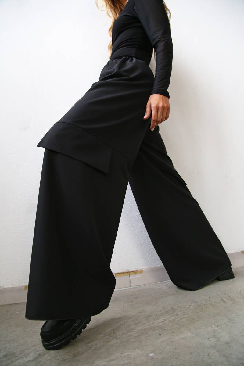 Sable BLACK CARGO PANTS for wholesale on Faire0
