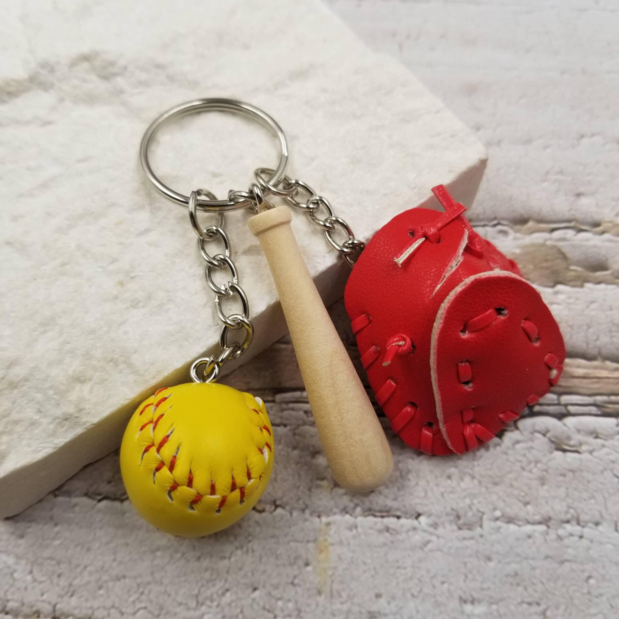 Treasure Wholesale - Vendita all'ingrosso Portachiavi - Donna - Portachiavi da baseball | Miglior regalo1