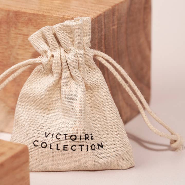 Victoire Collection - Wholesale Pendant/Charm Necklace - Stainless steel necklace, hammered medal pendant3