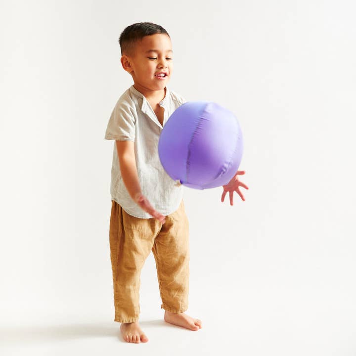 Sarah’s Silks - Wholesale Balloon - Butterfly Balloon Ball - 100% Silk Purple Balloon Cover