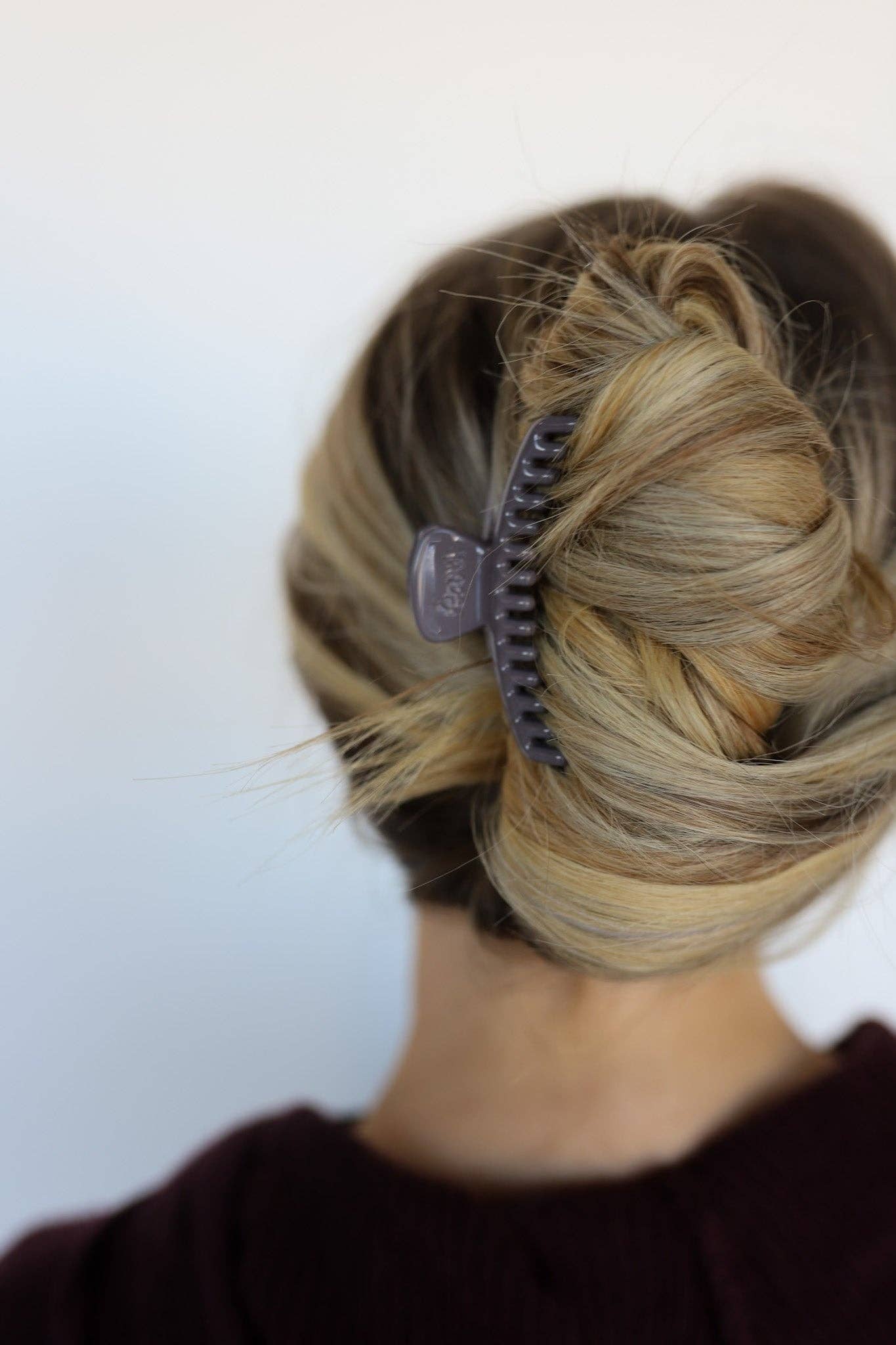 KAXI - Wholesale Hair Clip - Women's - Shiny Midi Hold Everything Claw49