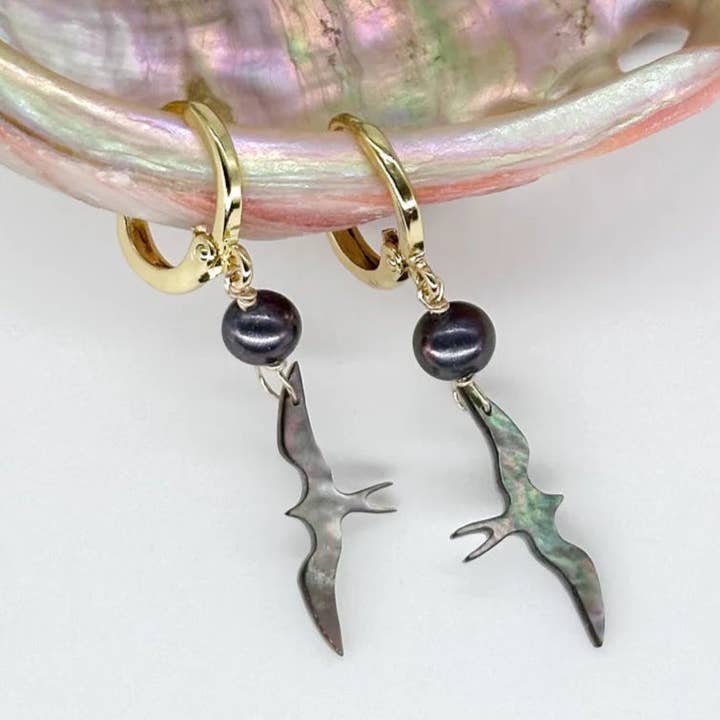 Iwa Bird Momi Huggies por atacado de Driftwood Dreams Hawai'i