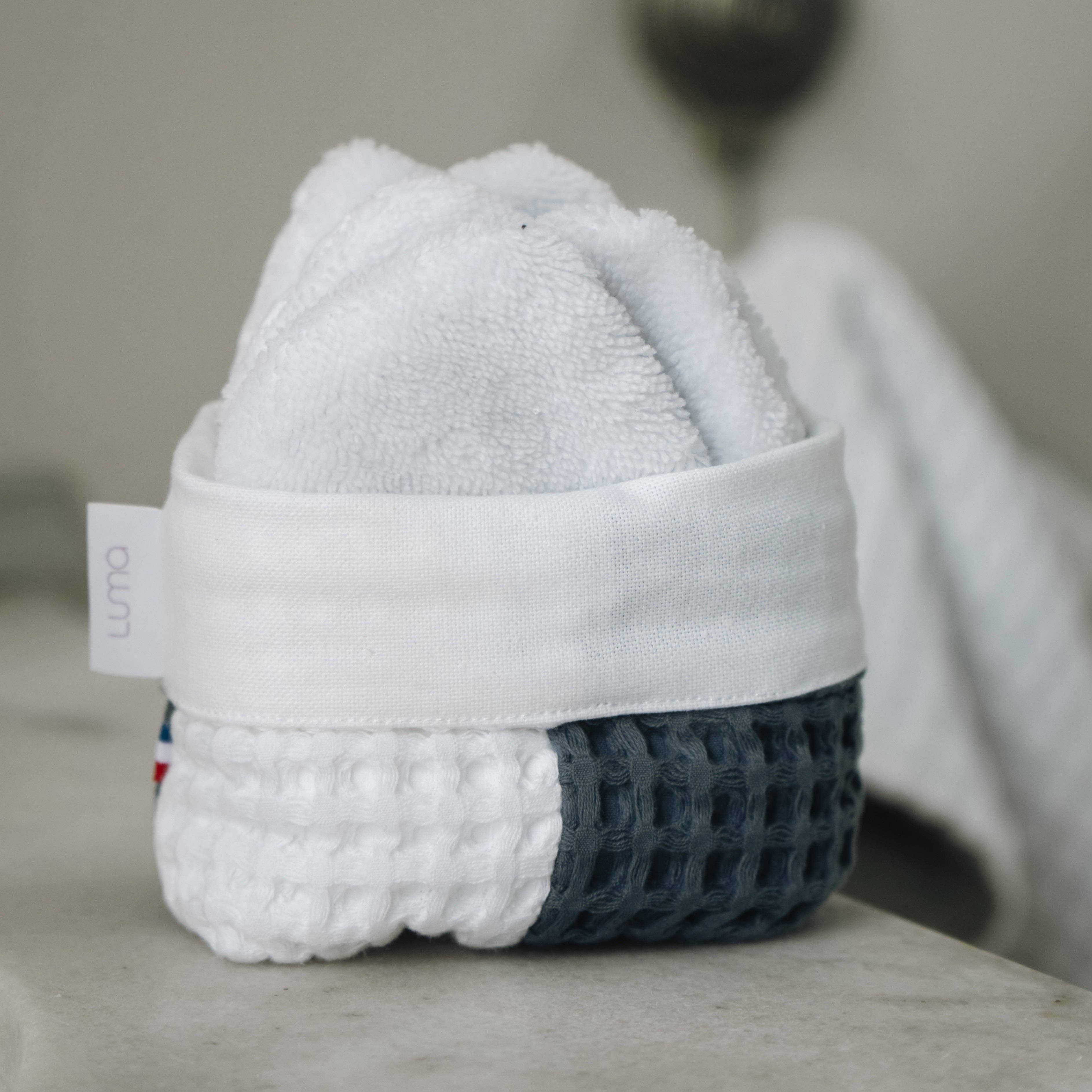 Lumä - Wholesale Makeup Remover - Washable makeup remover pads + basket6