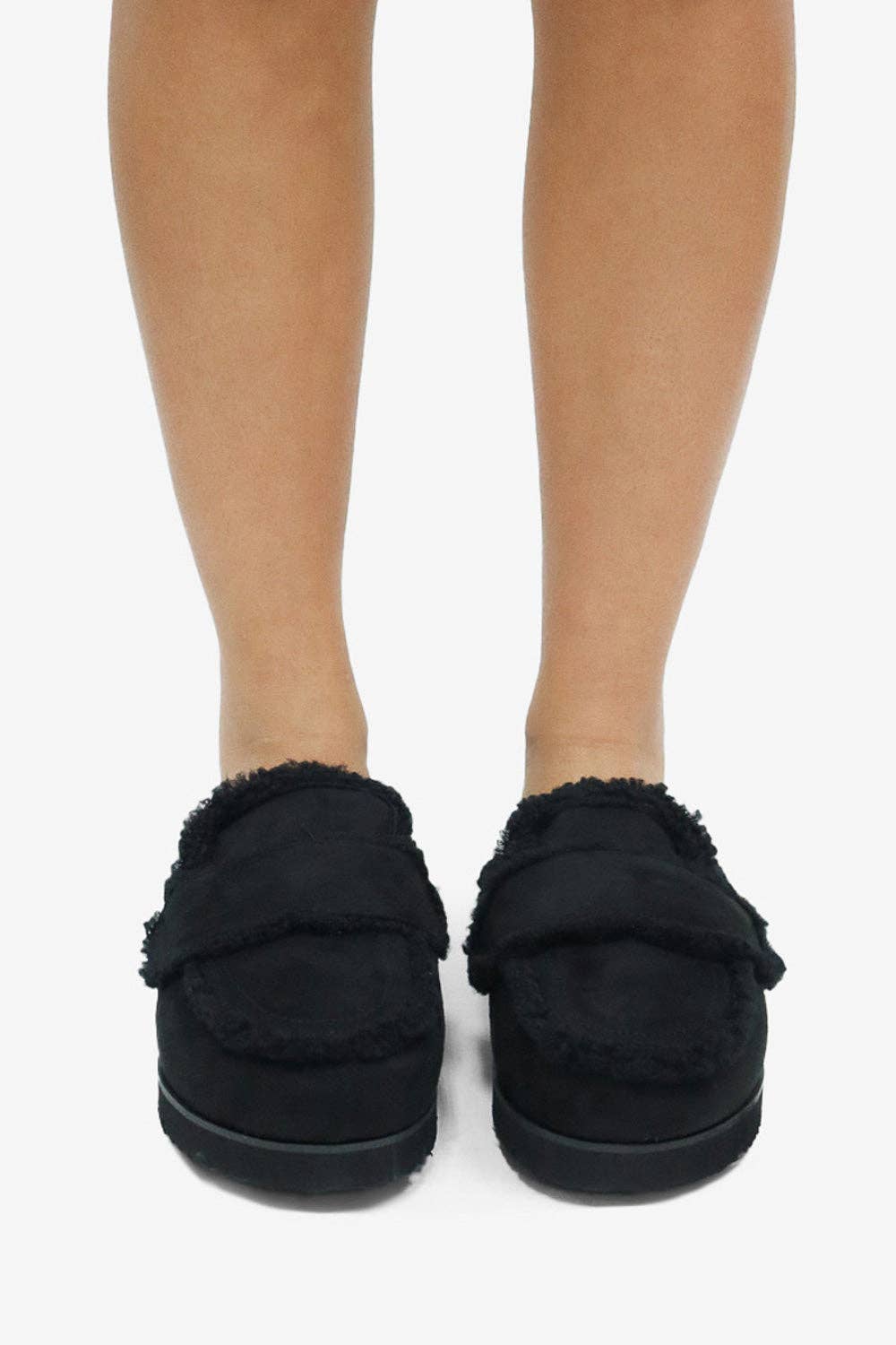 Lemonade Shoes – Großhandel Hausschuhe – Damen – TATUM - Gemütlicher Wildleder-Slide mit dicker gepolsterter Sohle4