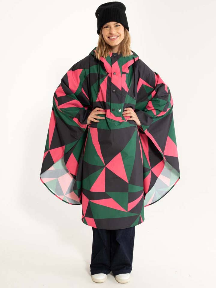 Danefae København – Engroshandel Regnjakke - Dame – Danebodil Rainponcho Black TRIANGULATE